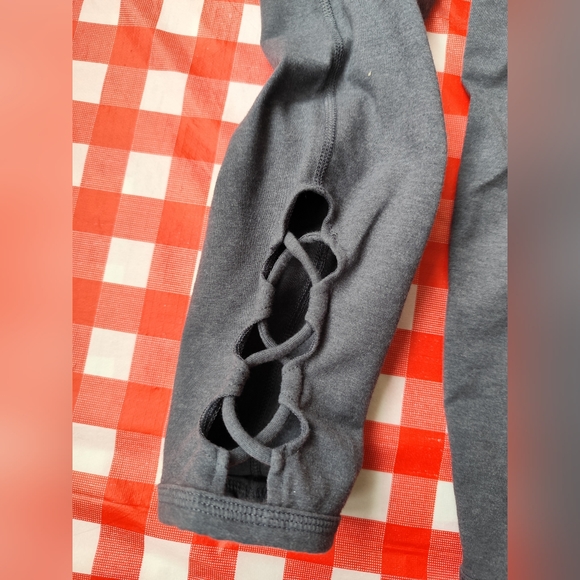 3/$25💙Old Navy Women's Grey Leggings Size L - Picture 6 of 9